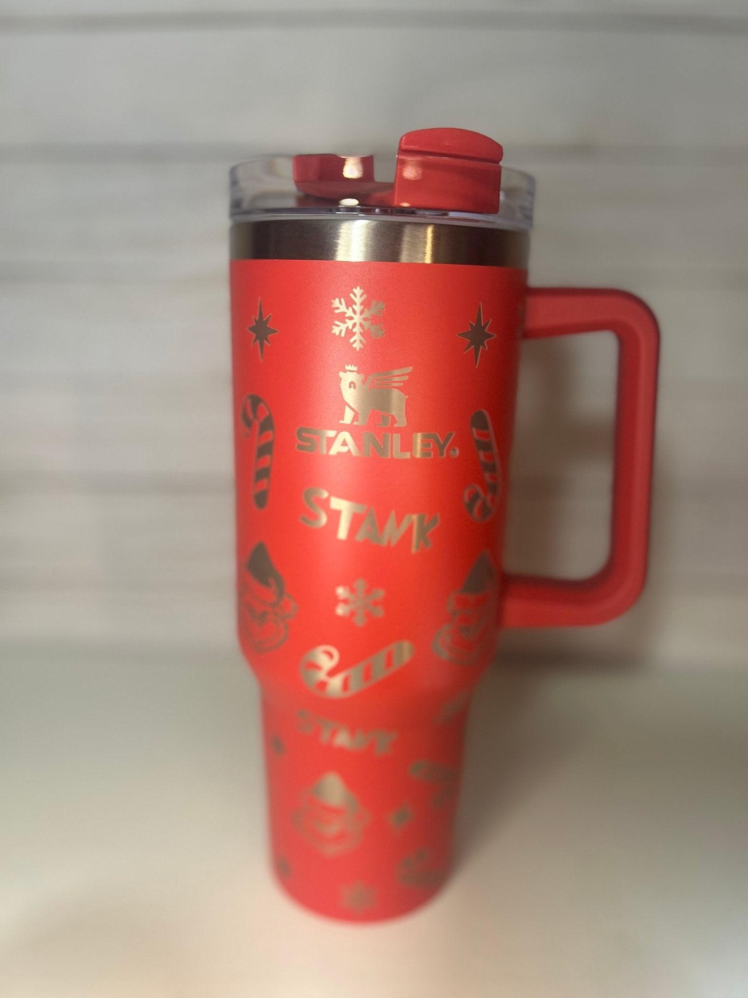 Red Stanley Grinch Engraved 40oz Quencher - Hershey's Creations